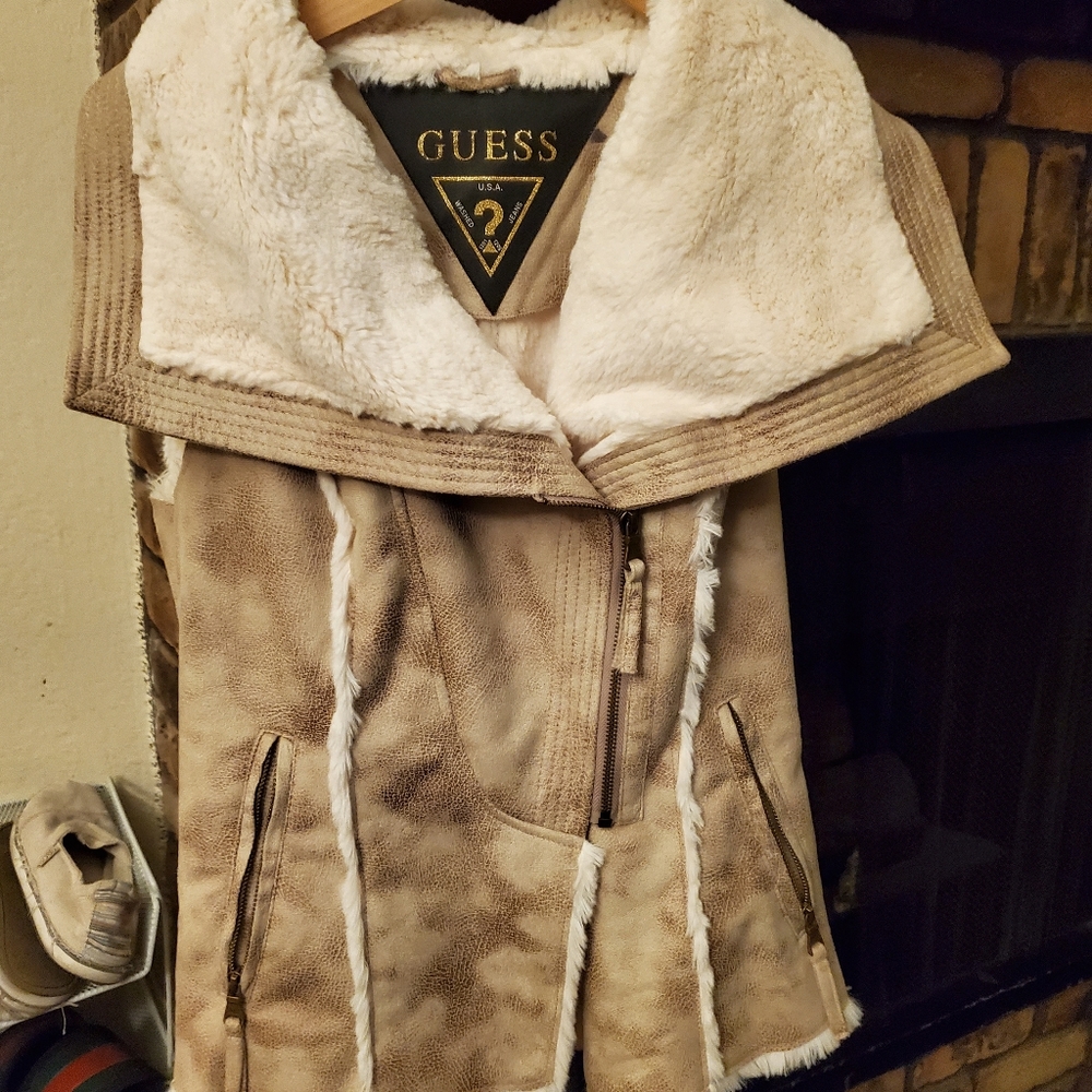 Guess faux fur vest